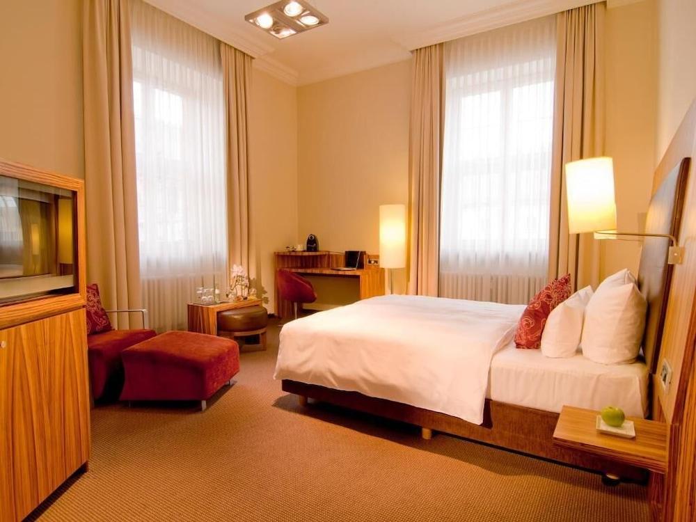 Herzogshof - Boutique-Hotel Am Dom 雷根斯堡 外观 照片