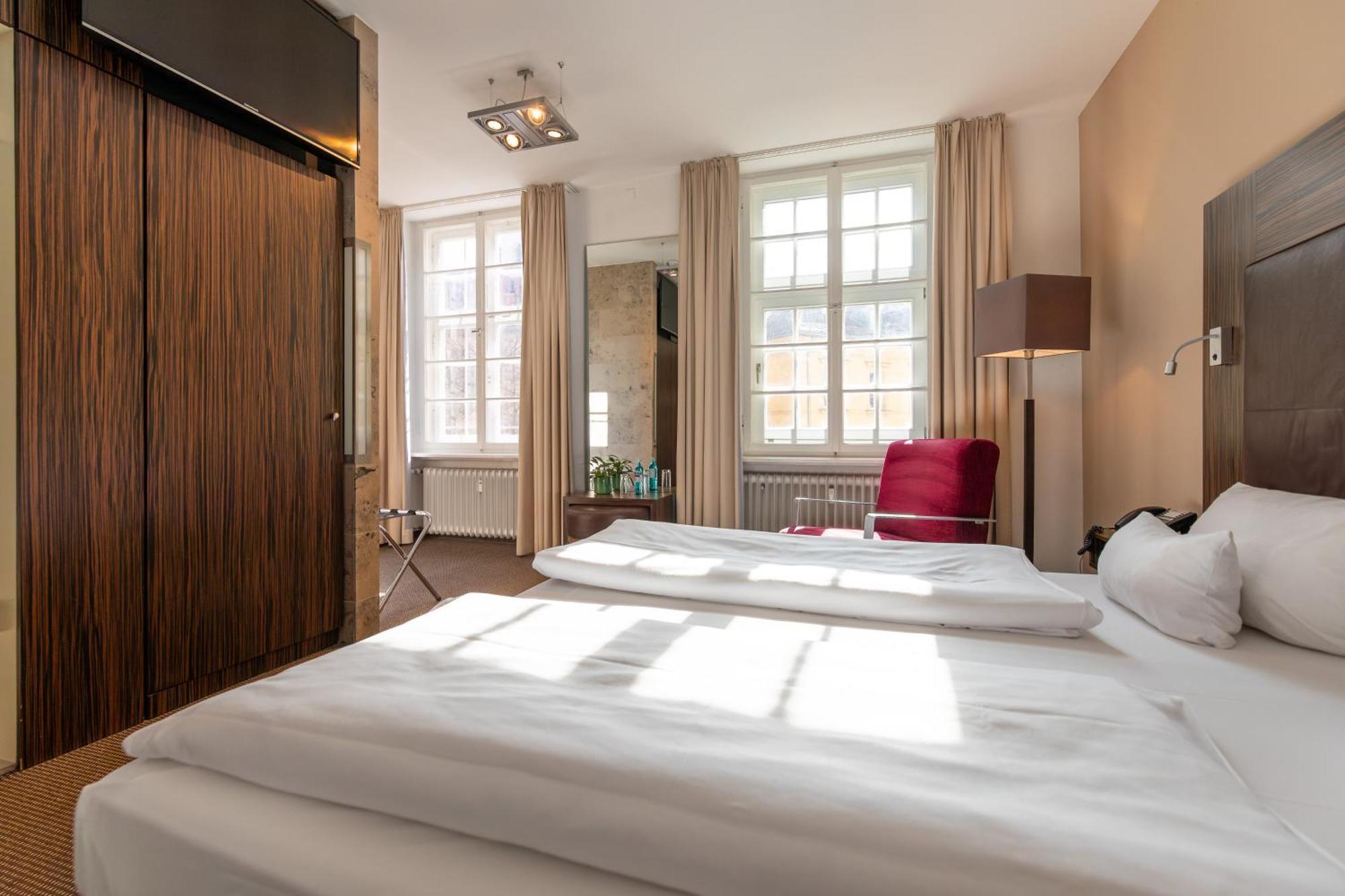 Herzogshof - Boutique-Hotel Am Dom 雷根斯堡 外观 照片