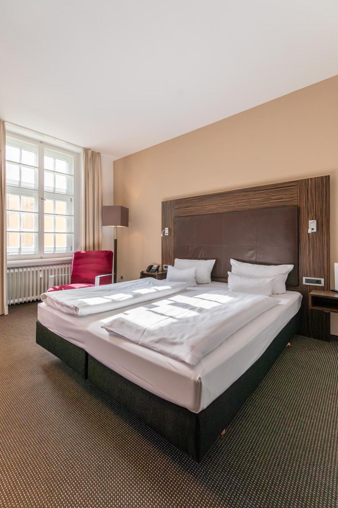 Herzogshof - Boutique-Hotel Am Dom 雷根斯堡 外观 照片