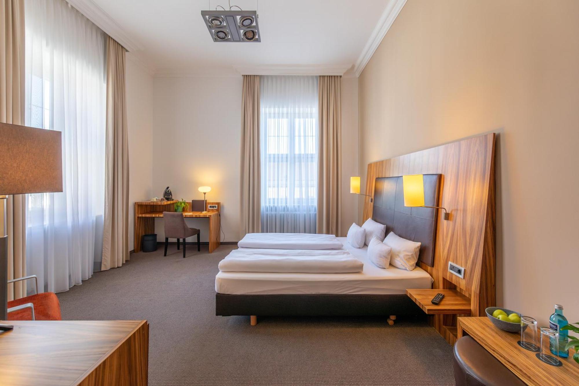 Herzogshof - Boutique-Hotel Am Dom 雷根斯堡 外观 照片