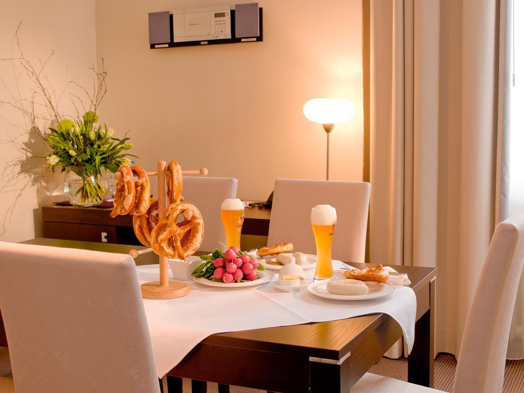 Herzogshof - Boutique-Hotel Am Dom 雷根斯堡 餐厅 照片